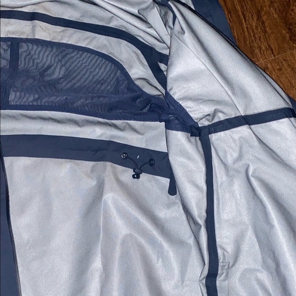 LULULEMON RAIN HAVEN JACKET - Picture 5 of 8